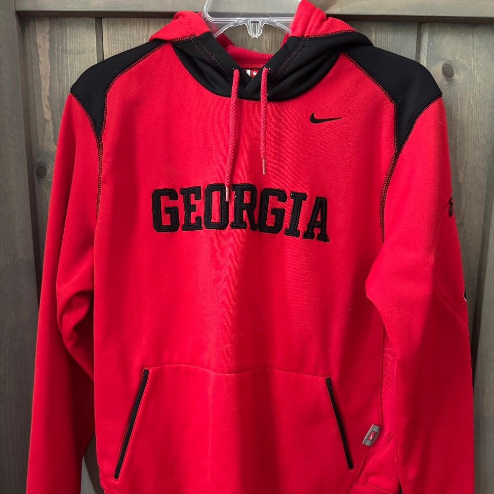 Nike women’s Georgia Bulldogs Hoodie